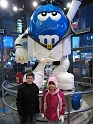 Kids-NYC_M&MWorld (1)